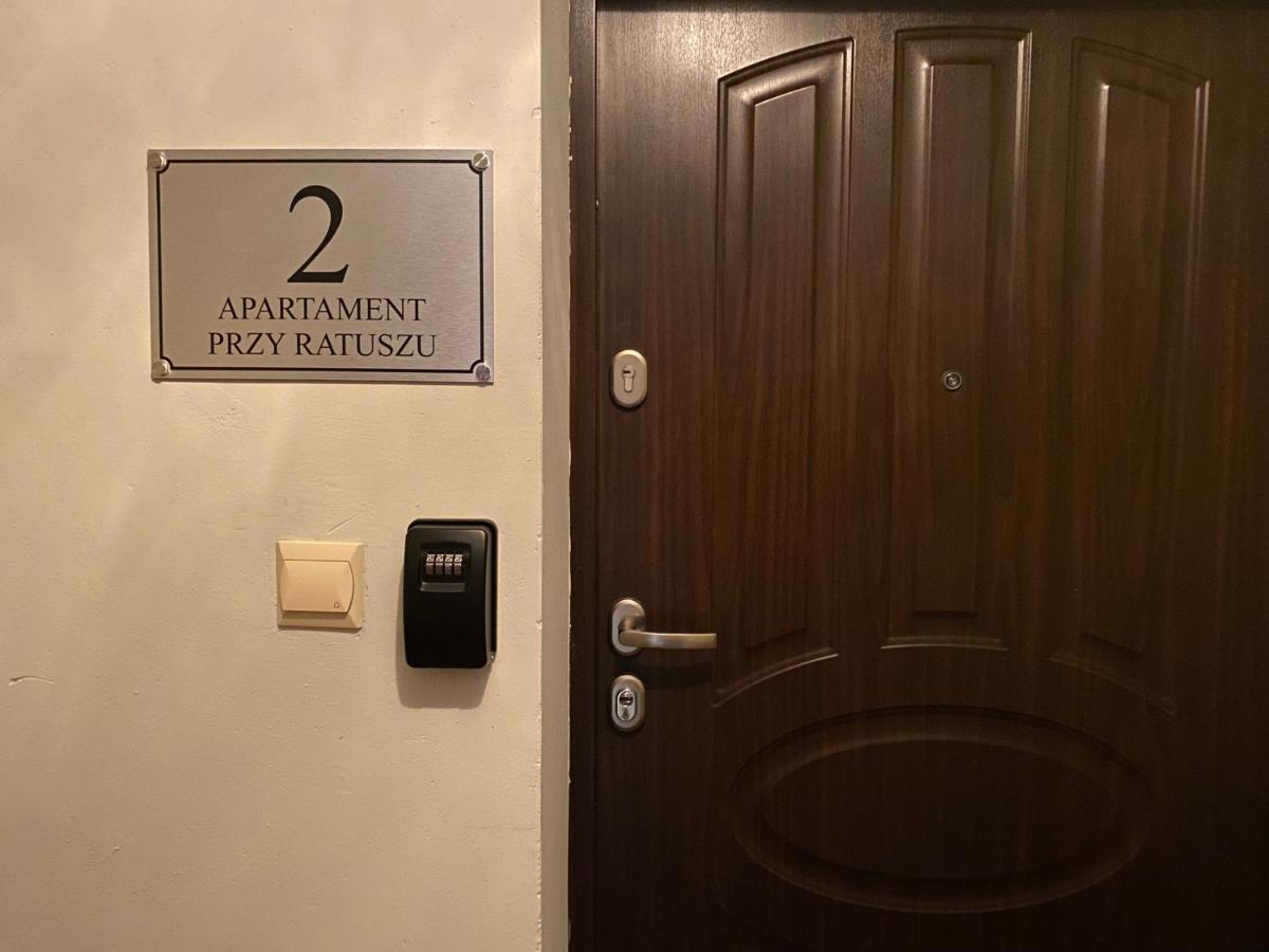 Apartament Przy Ratuszu Kłodzko Exterior foto