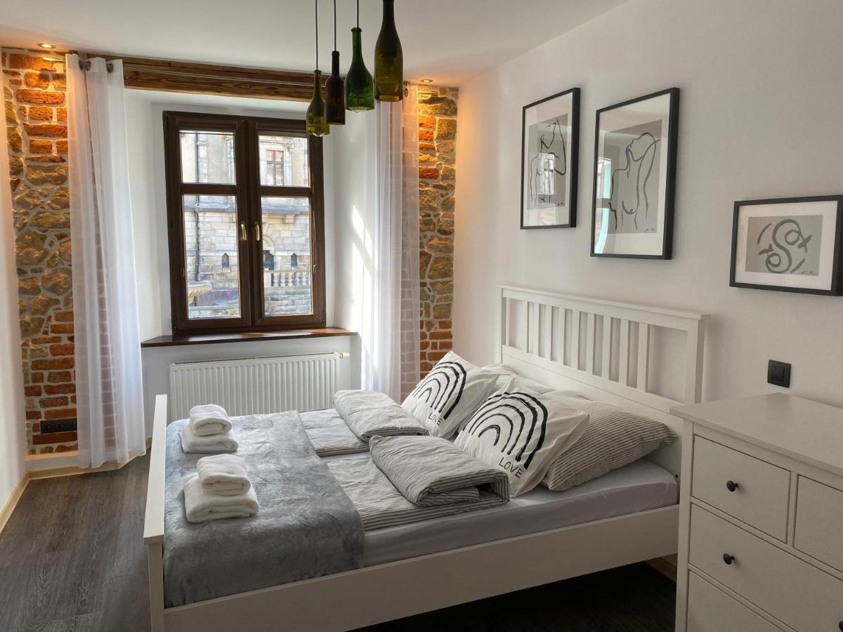 Apartament Przy Ratuszu Kłodzko Exterior foto