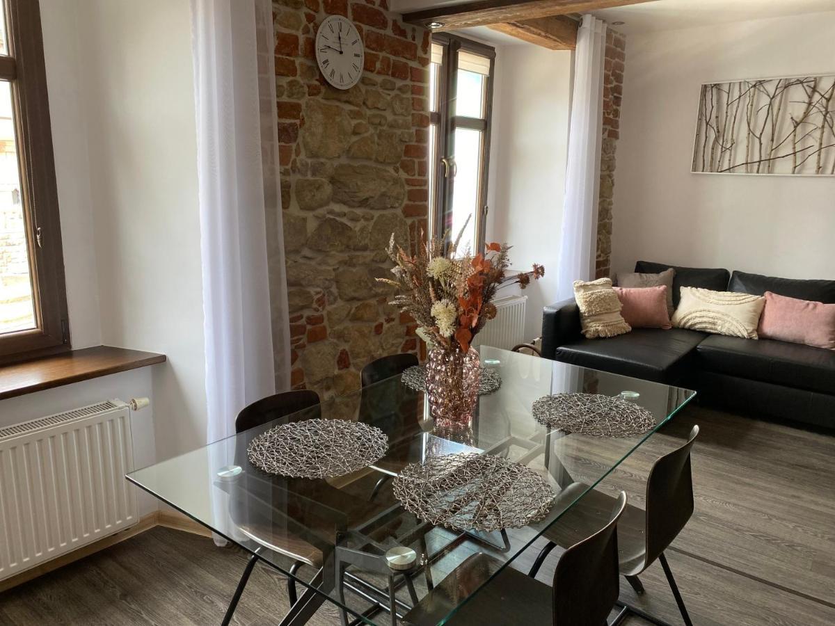 Apartament Przy Ratuszu Kłodzko Exterior foto