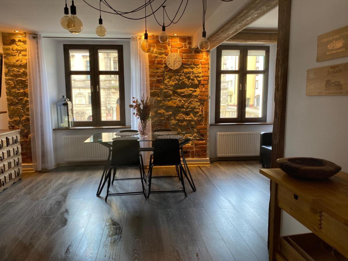 Apartament Przy Ratuszu Kłodzko Exterior foto