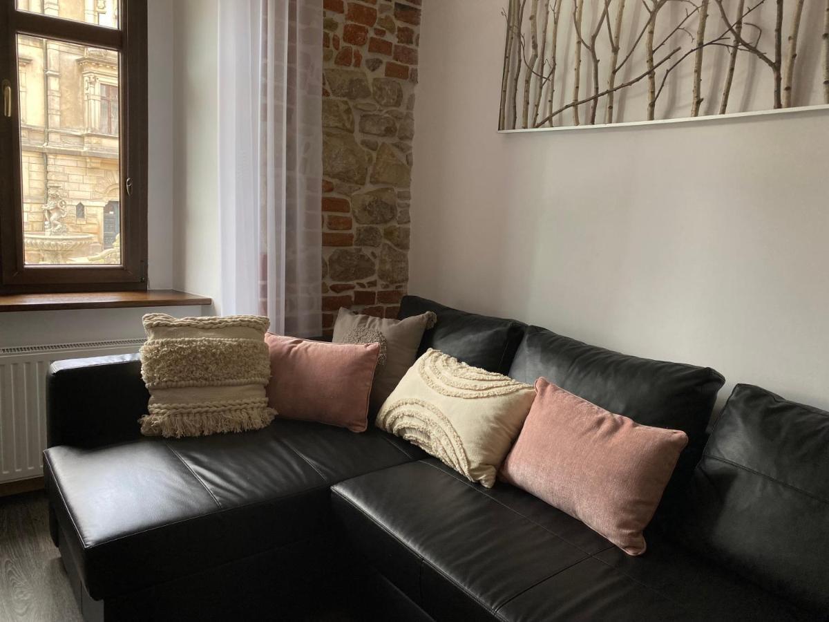 Apartament Przy Ratuszu Kłodzko Exterior foto
