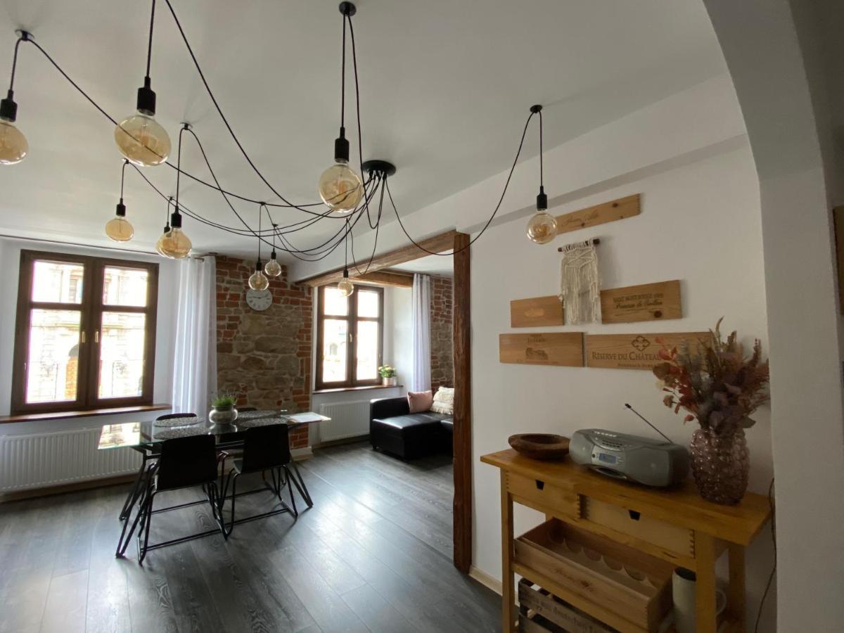 Apartament Przy Ratuszu Kłodzko Exterior foto